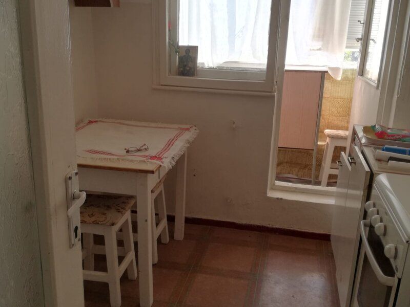 De vanzare apartament cu 2 camere semidecomandate, Mazepa 1, etaj 2, 65.000 - Poză 5