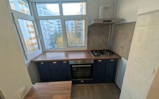 AP. 3 CAMERE - RAHOVA, CENTRALA, PARCARE, MASINA DE SPALAT VASE - Poză 6