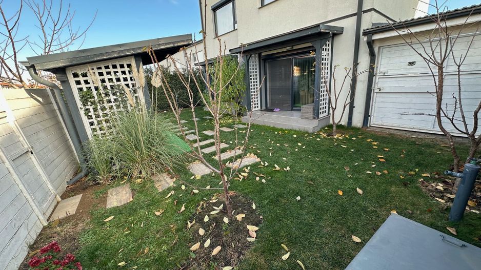 Duplex despărțit prin carpot - Poză 12