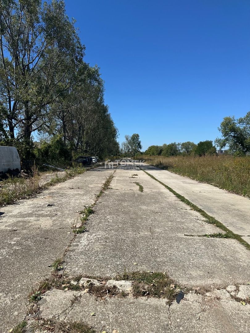 Teren Tractorul str,Henri Coanda - Poză 4