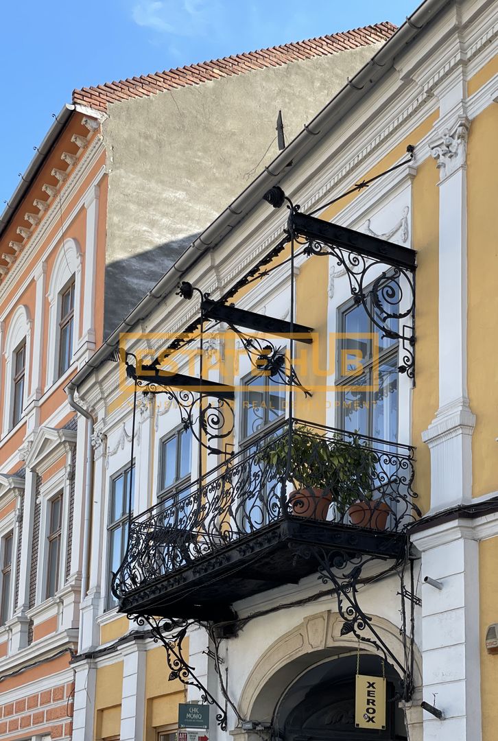 Apartament spectaculos de 125 mp in centrul istoric pe Str. Eroilor - Poză 30