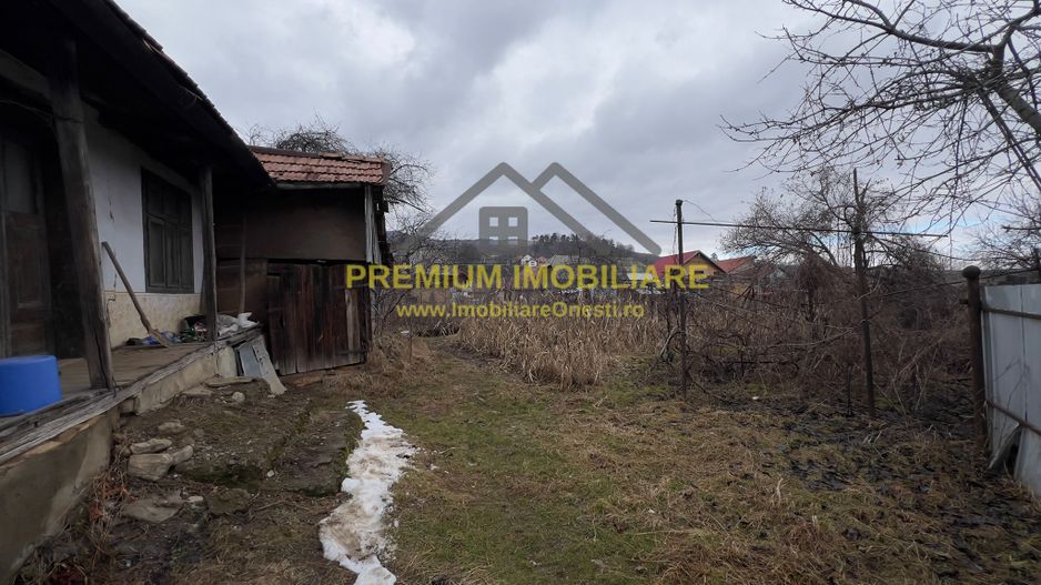 Teren intravilan de vânzare – zonă centrală, Oituz - Poză 5