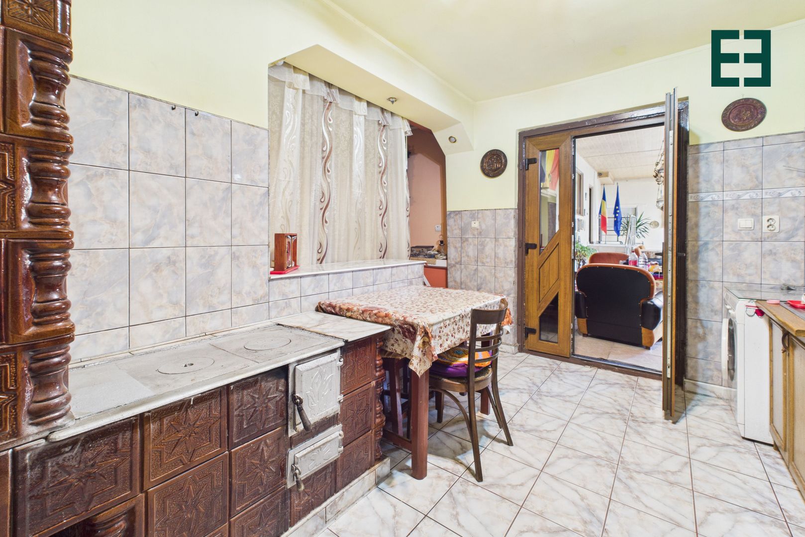 Casă cu 10 camere și 1437 mp teren în Ineu - Arad - Poză 30