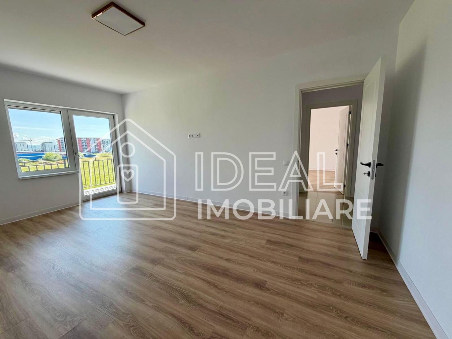 Apartament cu 2 camere de vânzare – Doamna Stanca - Poză 1