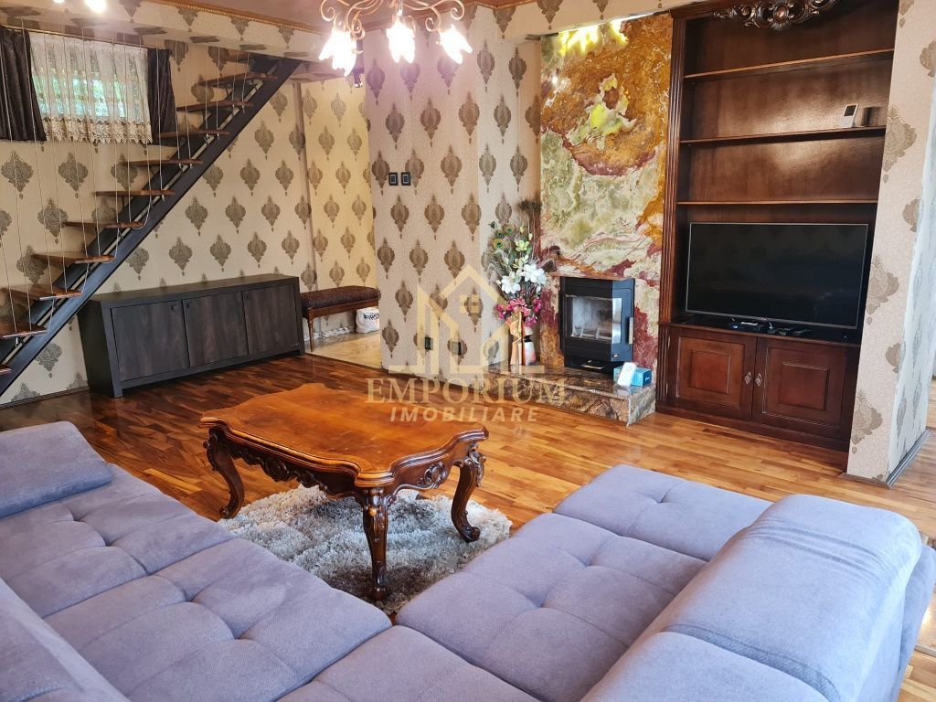 Penthouse, 3 camere semidecomandate, Semicentral, zona Horea - Poză 1