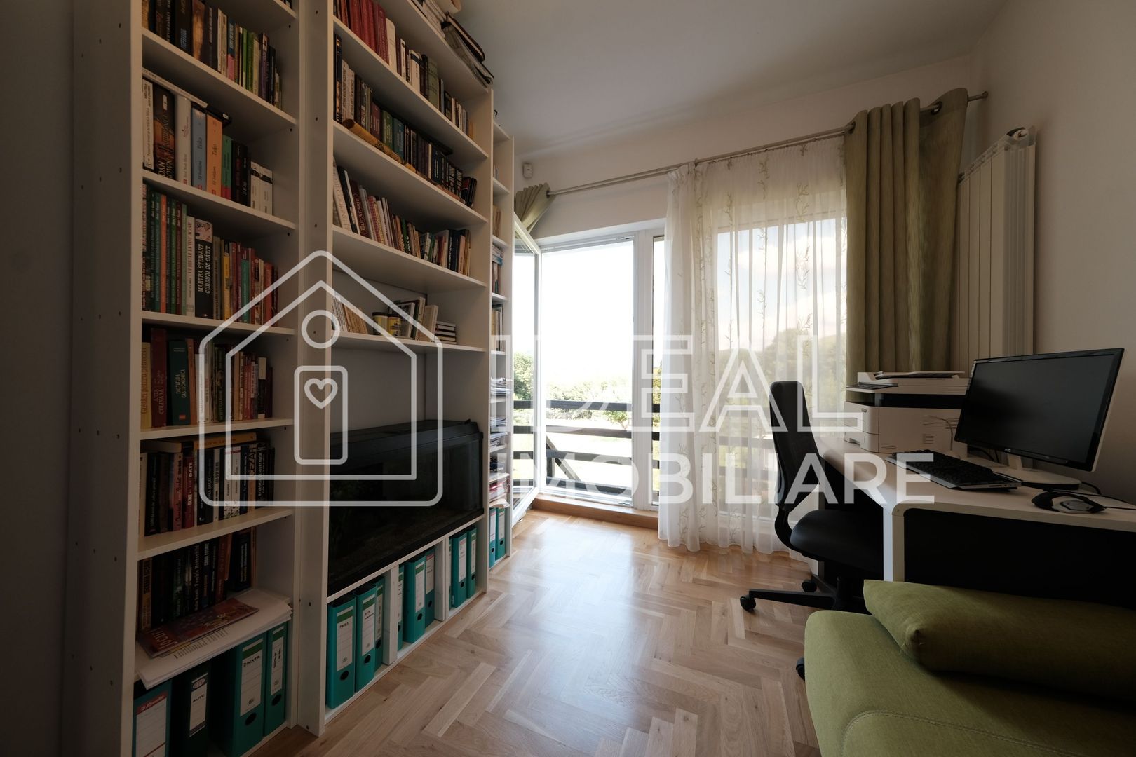 Casa de poveste cu 1.300 mp de teren, in Tocile - Poză 15