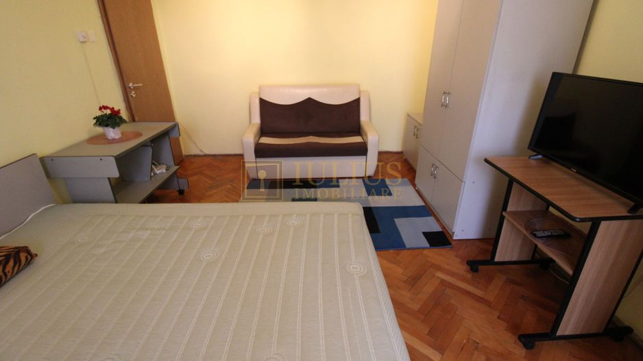Cf 1, centrala proprie, balcon, intr-o zona linistita din Complex-ul Studentesc. - Poză 8