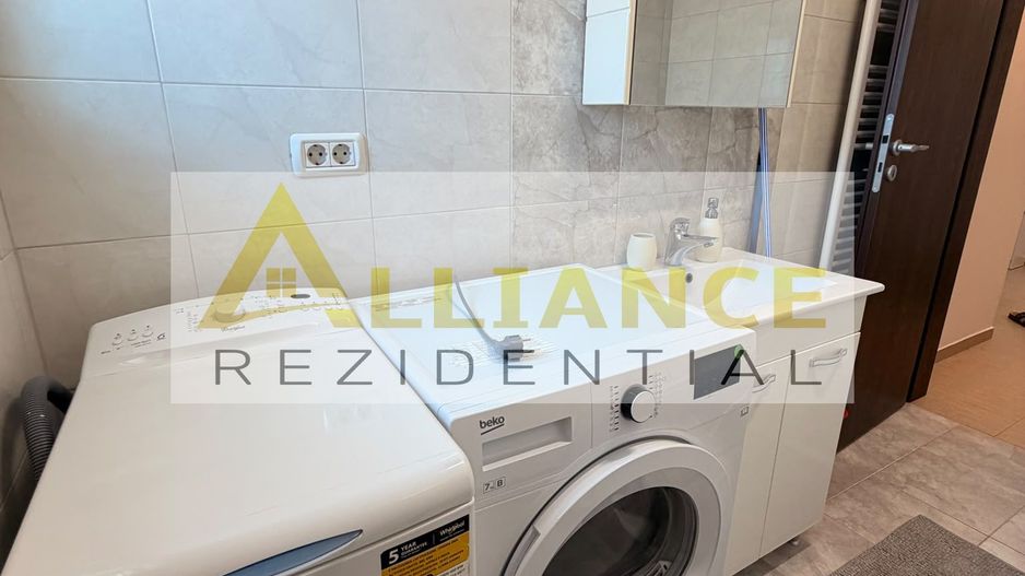 Apartament cu 3 camere de vânzare în Bucuresti - Poză 12