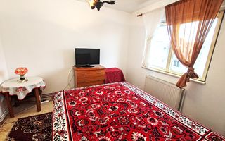 3 Camere, Central, Ideal pentru Familie, Liniste, An '81 - Poză 3