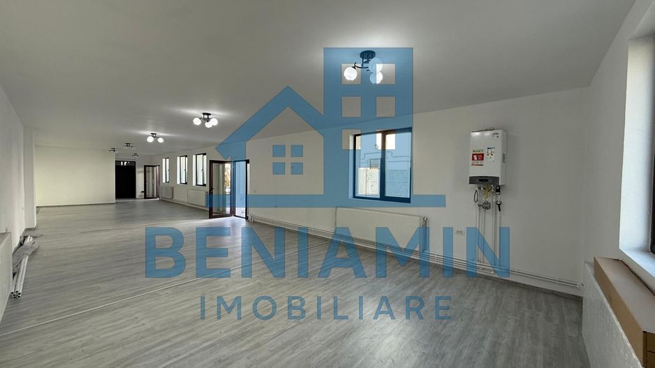 Spatiu comercial sau birouri 220mp-Centru-Pretabilitate mare-parcare - Poză 3