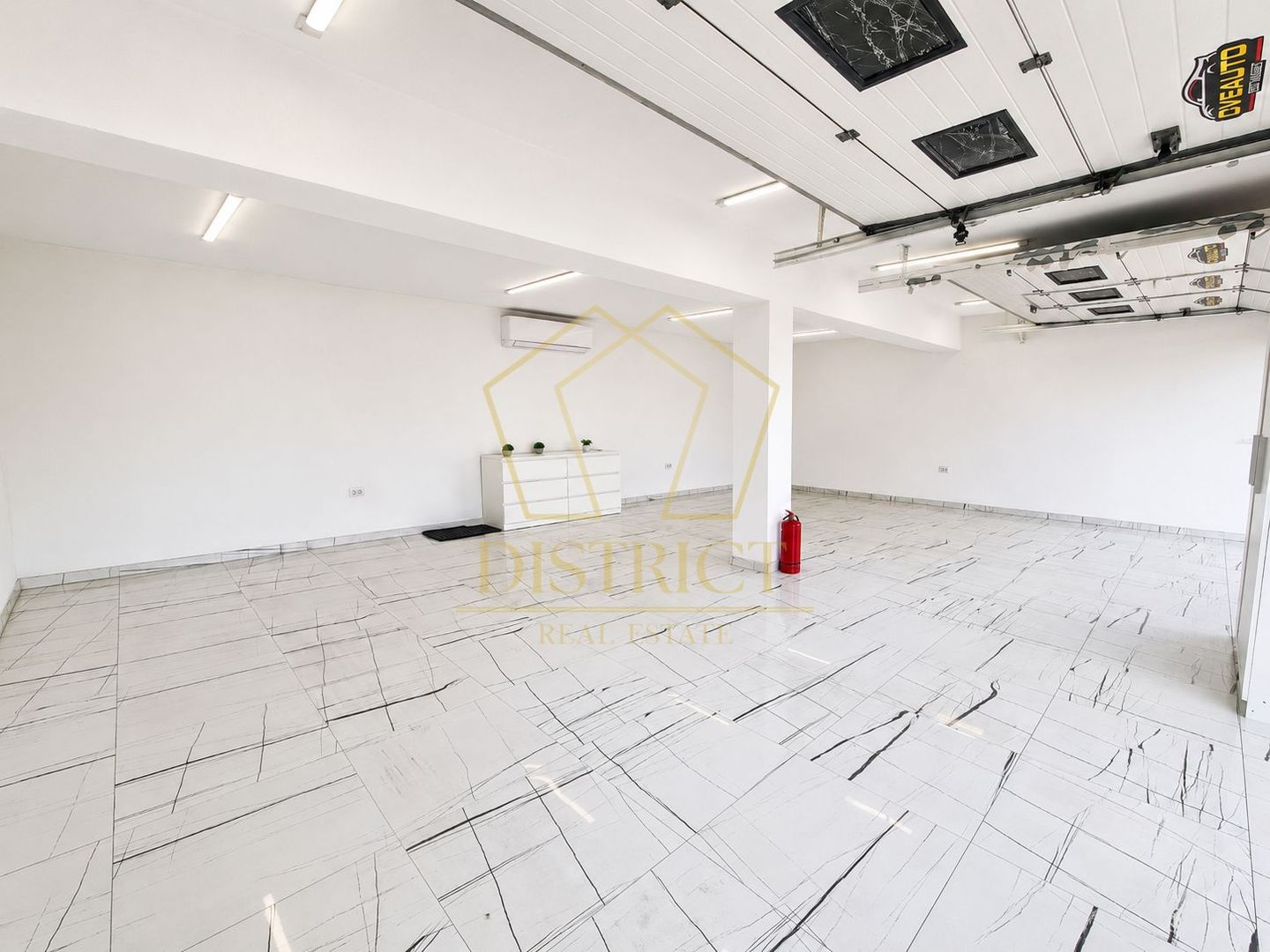 COM 0% Pozitie excelenta, spatiu cu teren servicii | Intrare Sacalaz - Poză 21