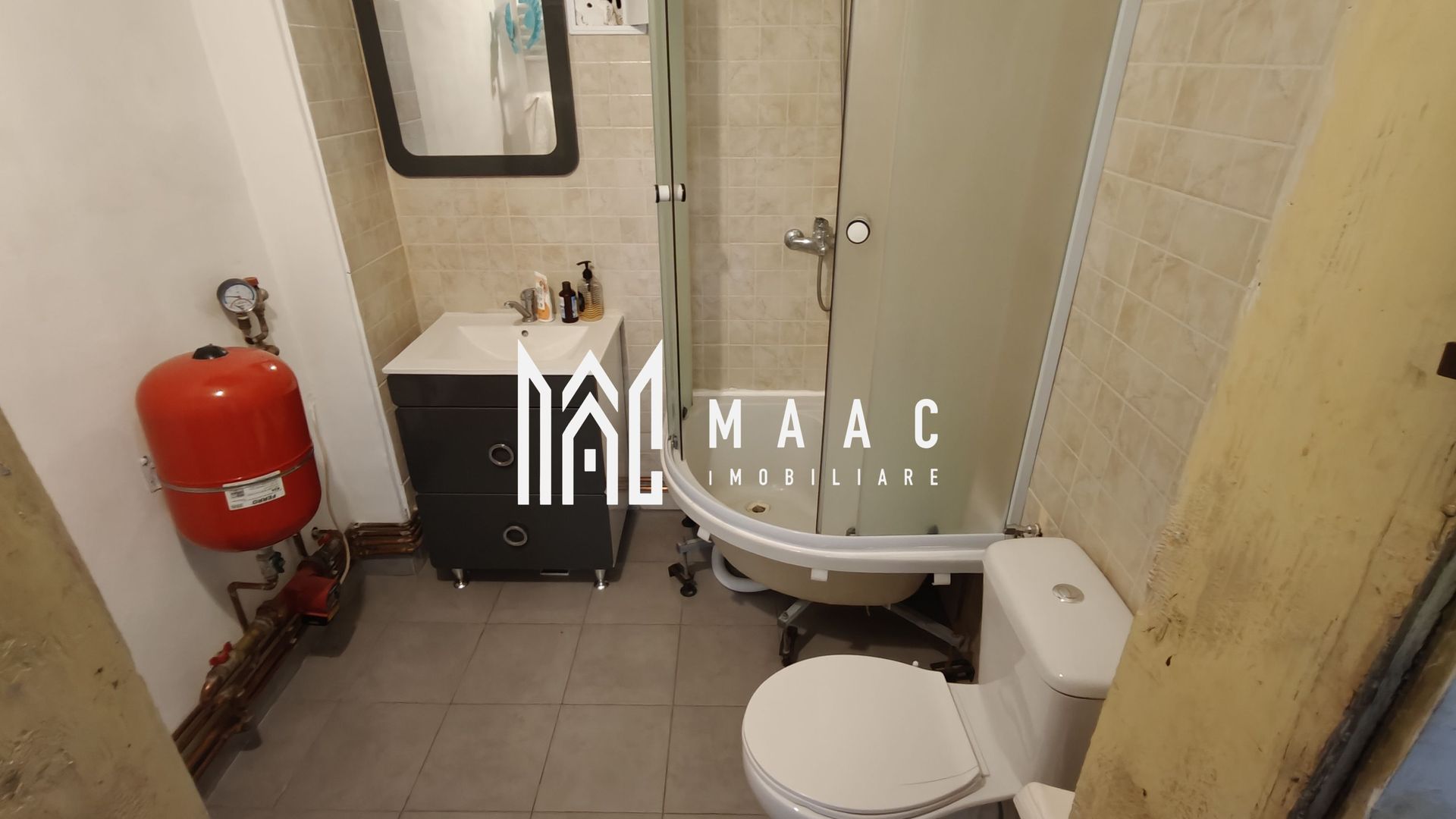 Casă 2 corpuri I 100 mpu  I Teren 970 mp I Front 25m I Săcel - Poză 5