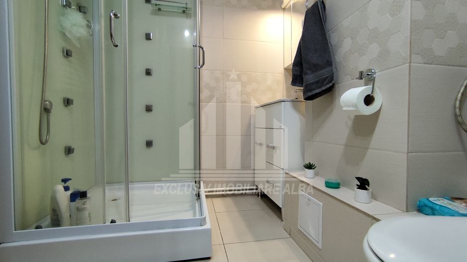 Apartament cu 2 camere decomandate, Ampoi 1 - Poză 5