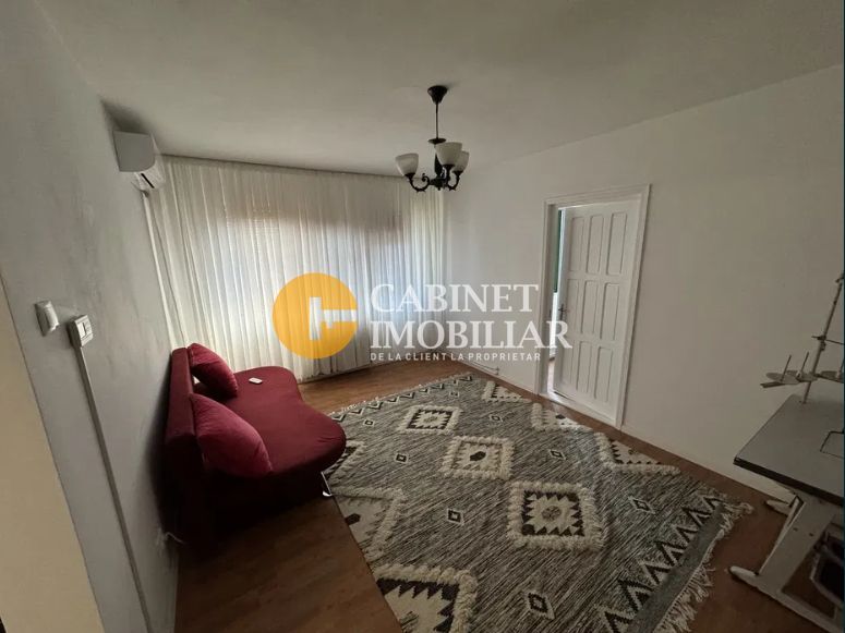 Apartament cu 2 Camere - Liber - Podu Ros Primaverii - Poză 1