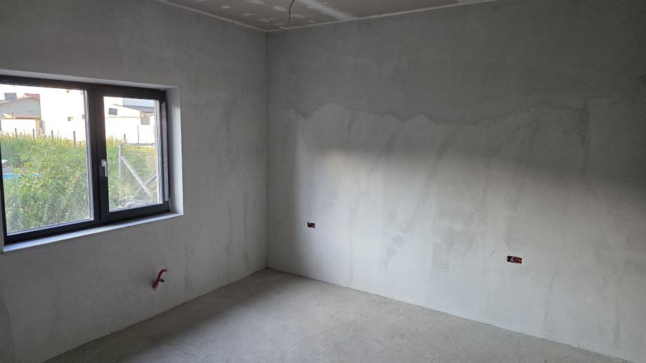 CASĂ NOUĂ – CUMPĂNA | 610 MP TEREN | UTILITĂȚI | STRADĂ ASFALTATĂ - Poză 9