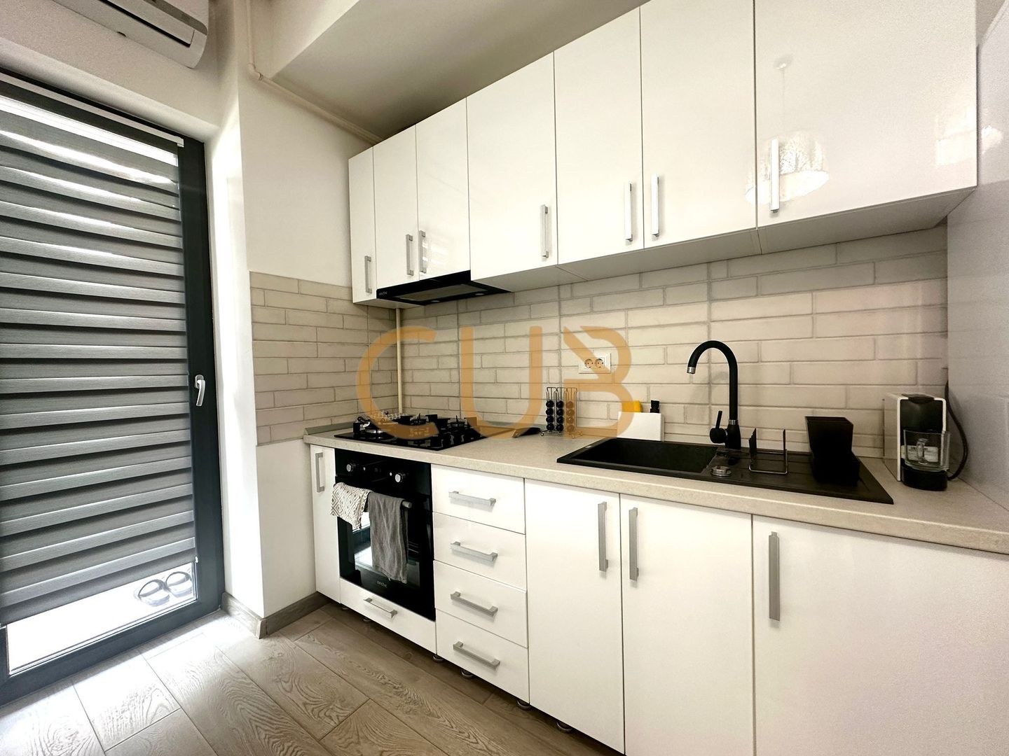 Ulysse Residence -2cam mobilat+utilat | bloc nou, parcare| - Poză 8