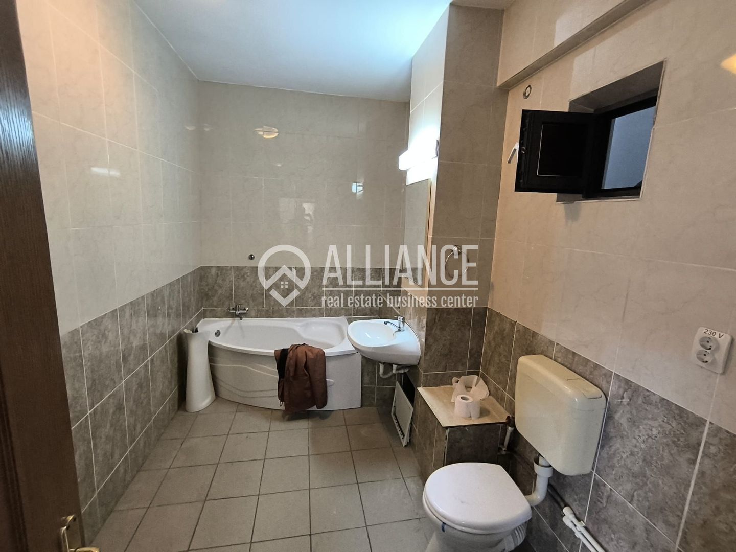 SPITALUL MILITAR (COD03)- Birouri cu suprafata generoasa ! - Poză 13