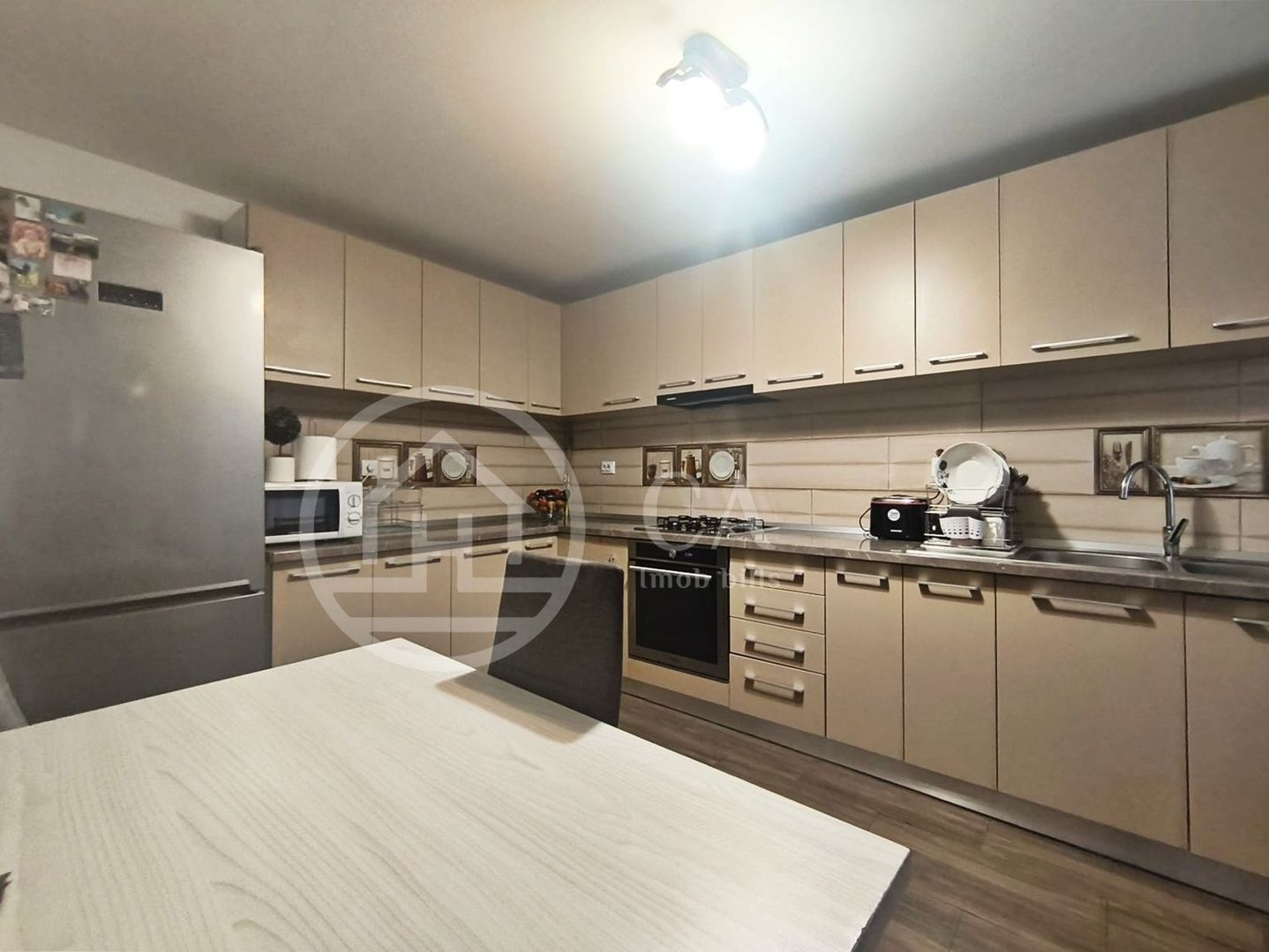 Casa de vanzare cu 3 camere, in zona Oncea, Oradea - Poză 6