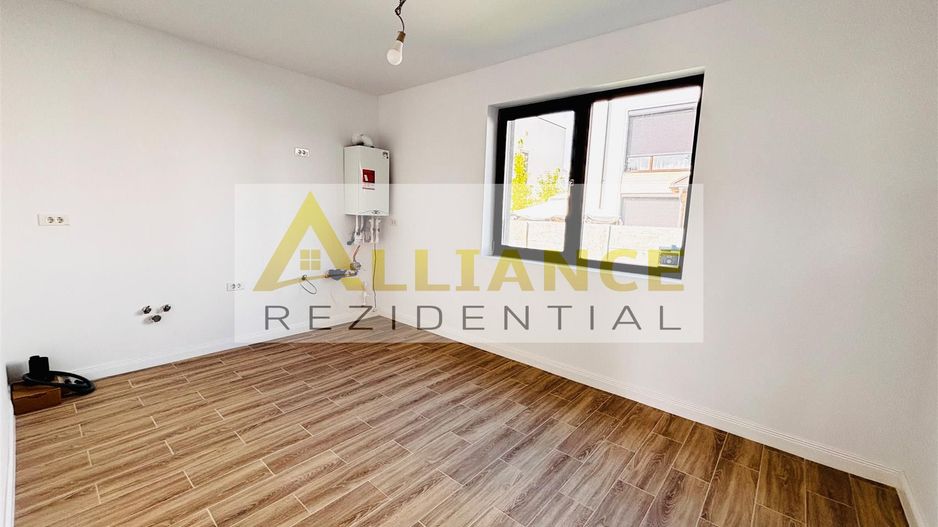 Casă individuală 5 camere  2 băi | Suprafață utilă 125 mp | Suprafața teren 310 mp - Poză 4