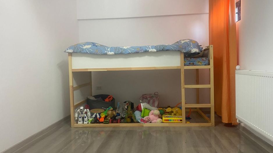 Gata de locuit! Vanzare casa cu 6 camere in Targoviste - Poză 8