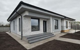 Casa parter -3 camere- Incalzire in pardoseala - Comuna Berceni - Poză 1