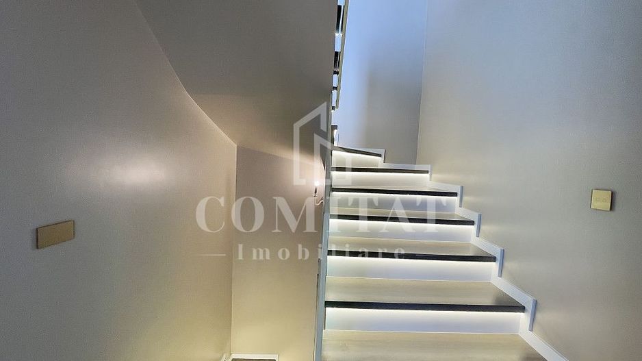 Casă ultramodernă cu terasă panoramică strada Voroneț - Poză 7