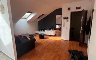 Apartament la mansardă, spațios și luminos. - Poză 1