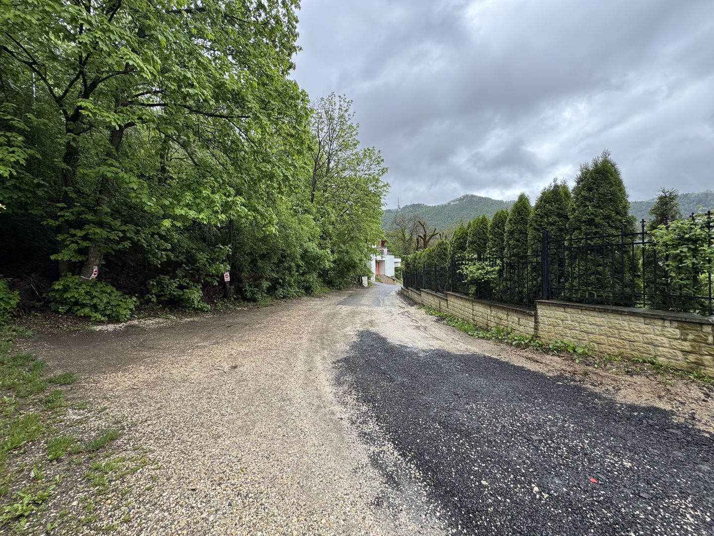Apartament cu vedere spre Tâmpa, liniște și natură, în Centrul Istoric al Brașov - Poză 25
