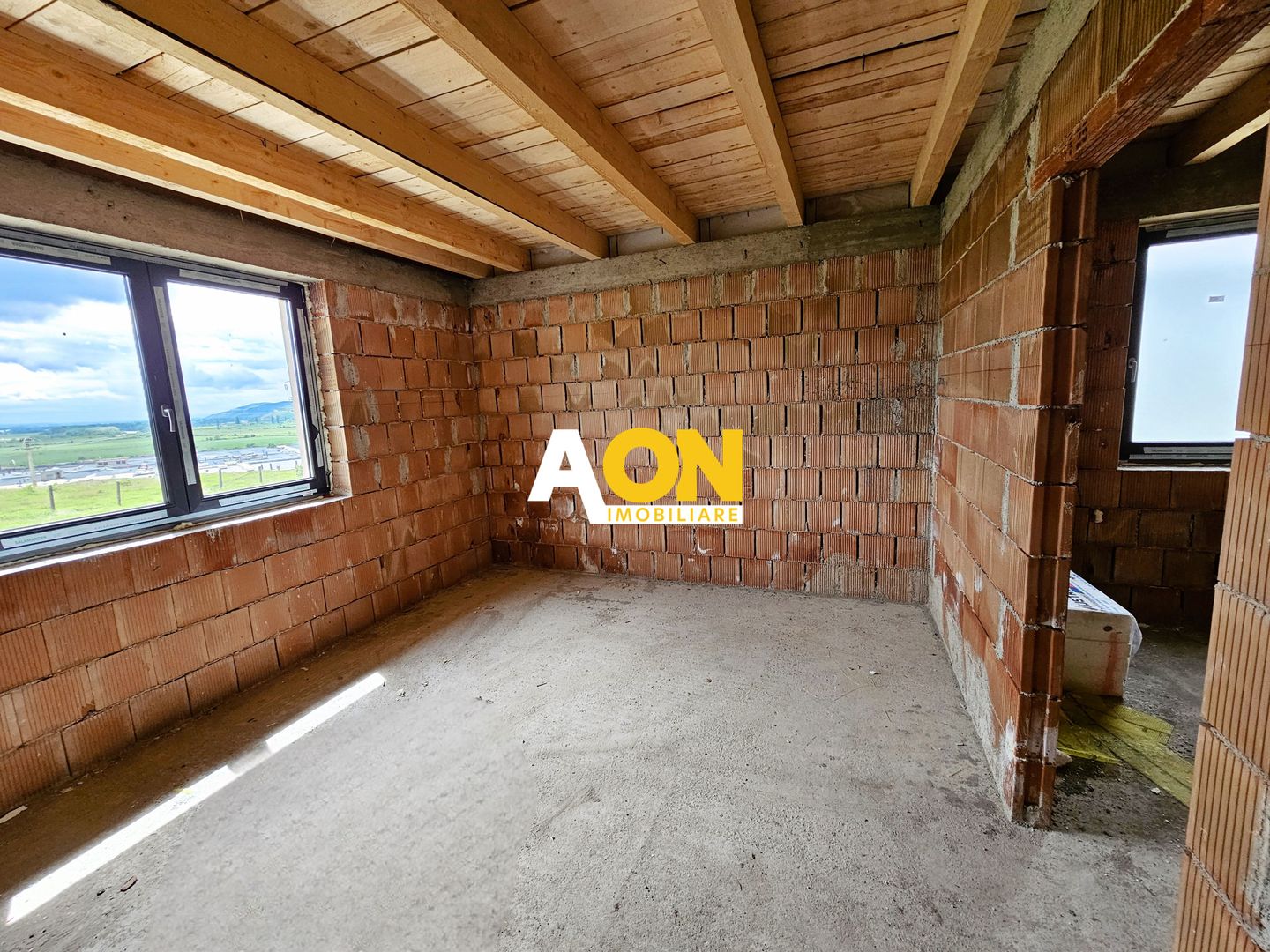 Casa semifinisata, 4 camere, 554 mp teren, Cetate - Poză 5