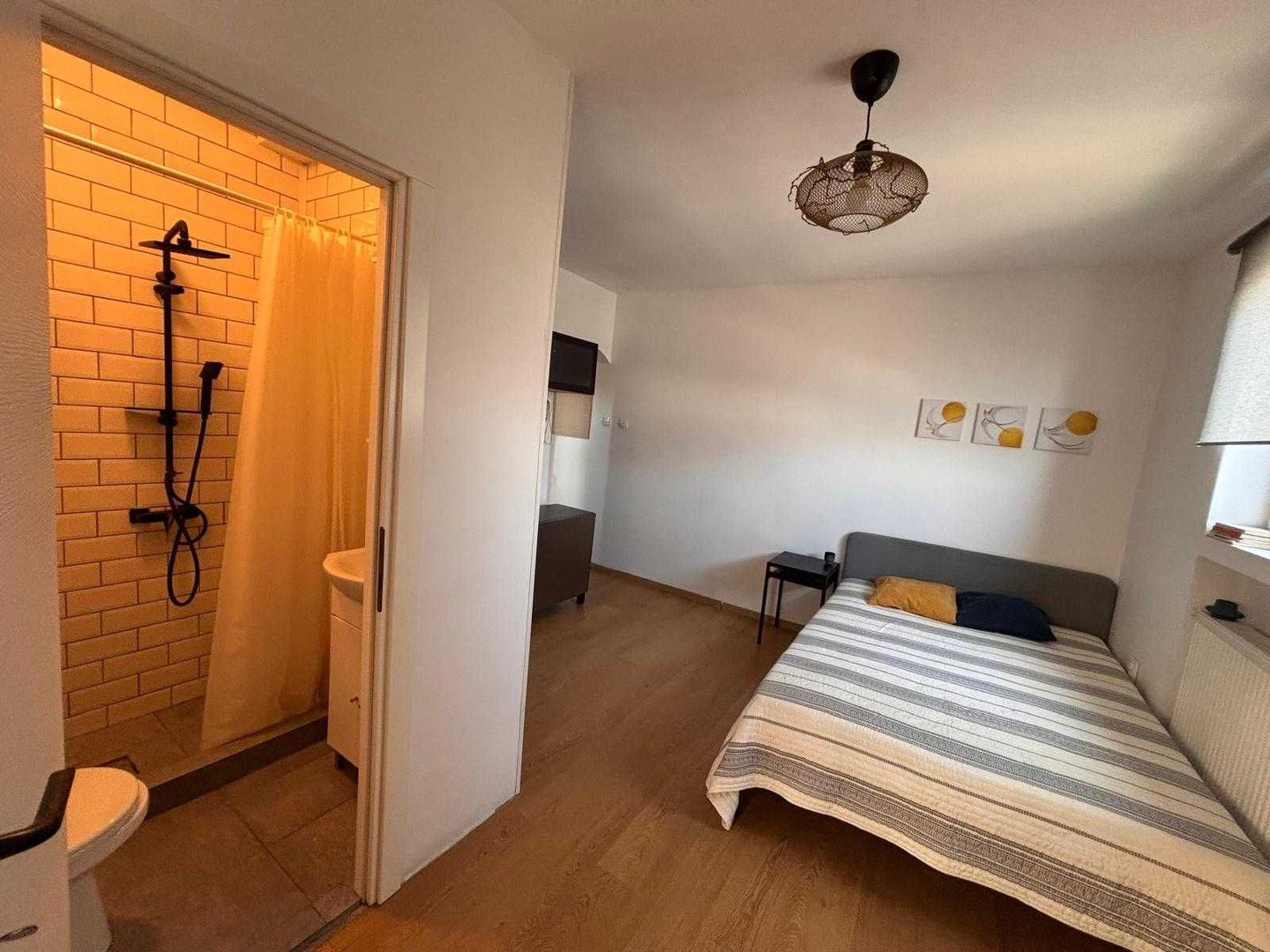 Garsonieră de vânzare  | 25mp | Cișmigiu | centrală proprie - Poză 2