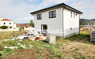 Casa 5 camere,3 băi,la cheie,138 mp,528mp teren,0% comision - Poză 12