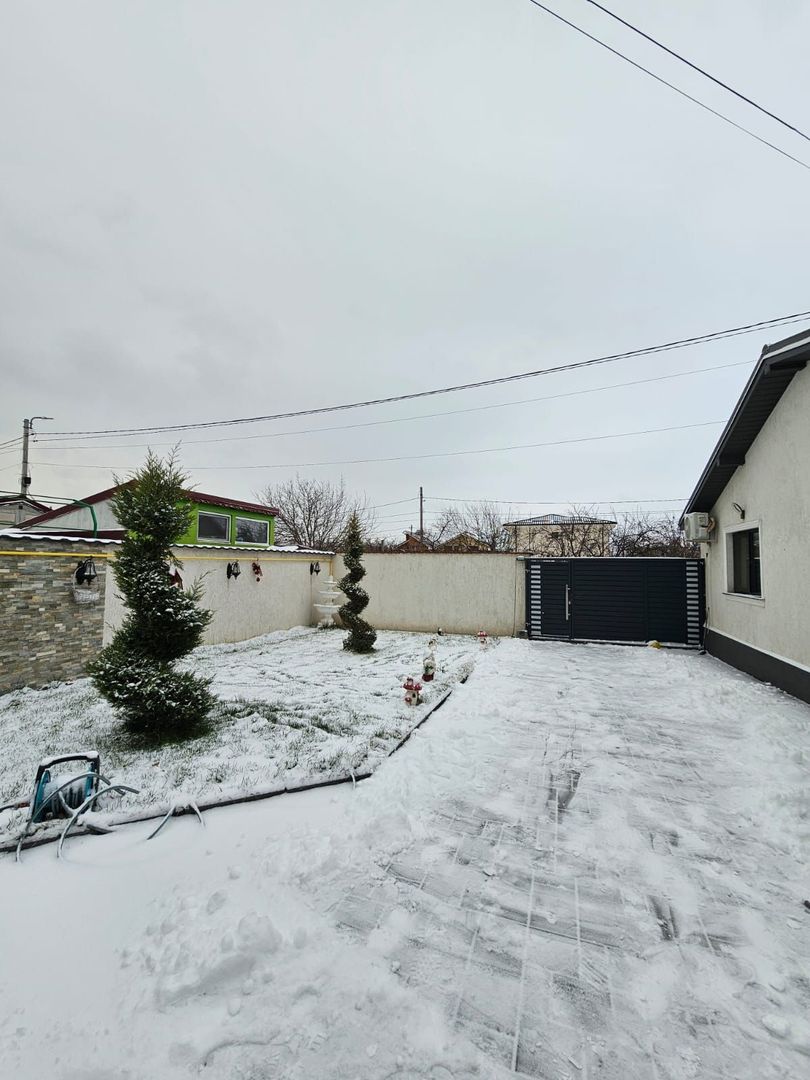 Casă / Vilă cu 5 camere de vânzare în Craiova - Poză 17