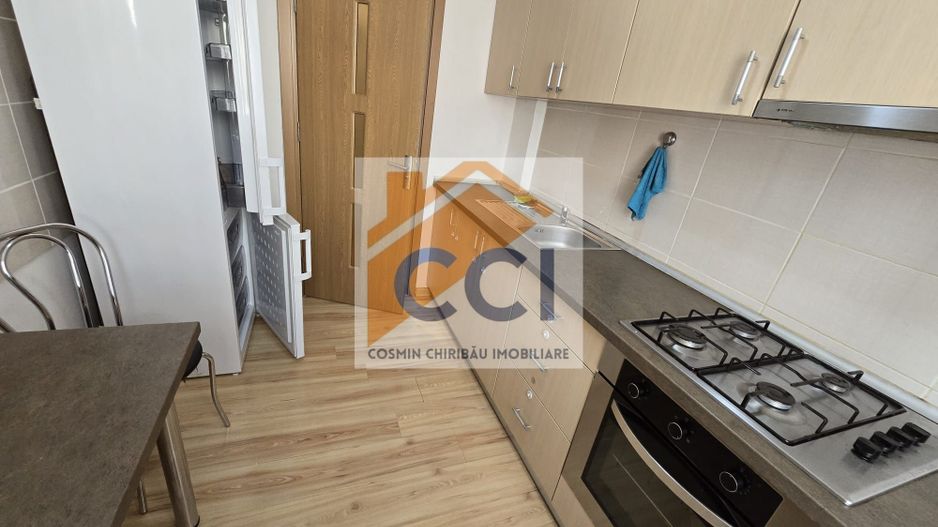 DE VÂNZARE - Apartament cu 2 camere în Bacău - Etaj 1 - Poză 16