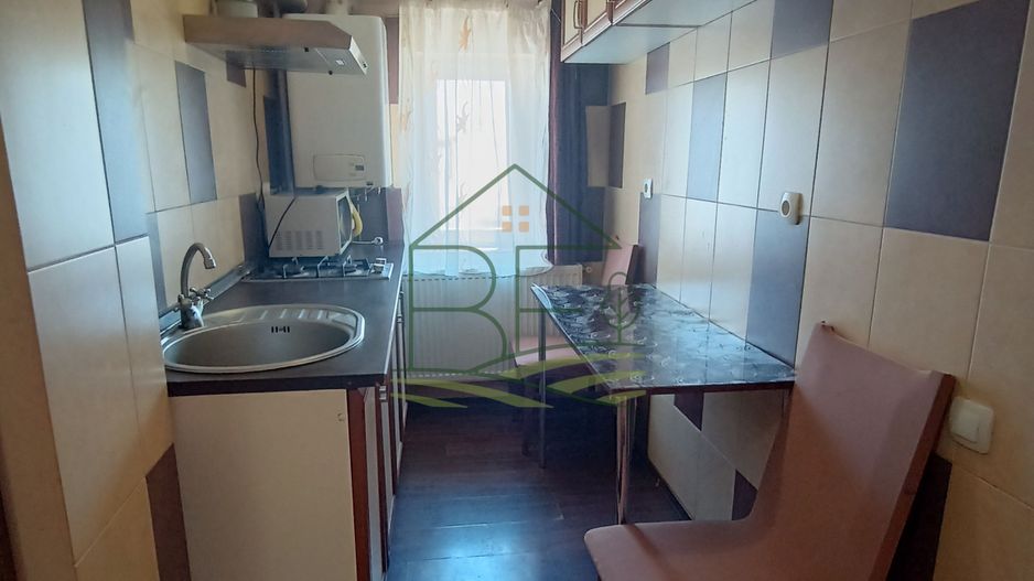 Garsonieră de inchiriat, luminoasă, cu balcon și loc de parcare - Poză 2
