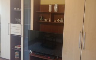 Apartament- 1 camera - ideal pentru investitie - Zona Circumvalatiunii - Poză 2