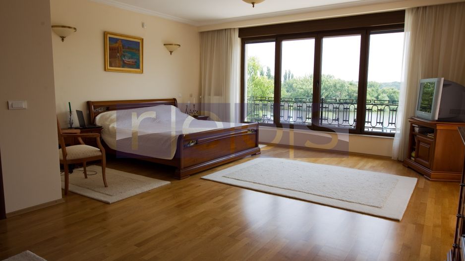 SNAGOV | VILA DE LUX CU 90M DESCHIDERE LA LAC | POZITIE EXCEPTIONALA - Poză 33