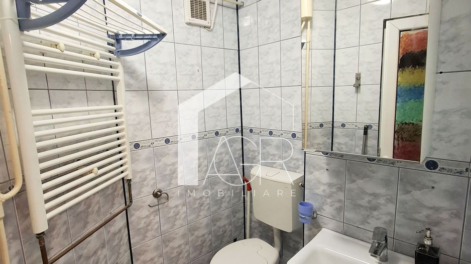 Apartament cu 3 camere, ultracentral - Poză 15