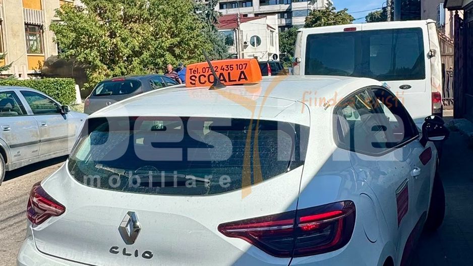 Afacere la cheie - scoala de soferi - 17 vehicule - Poză 7