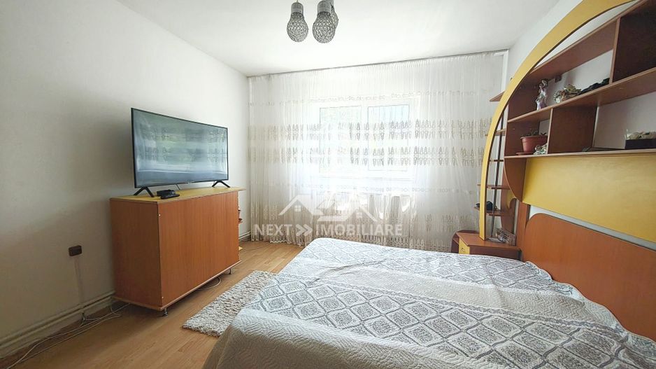 Casă P+1 cu 8 camere 492 mp teren 21 ml deschidere comision 0% - Poză 7