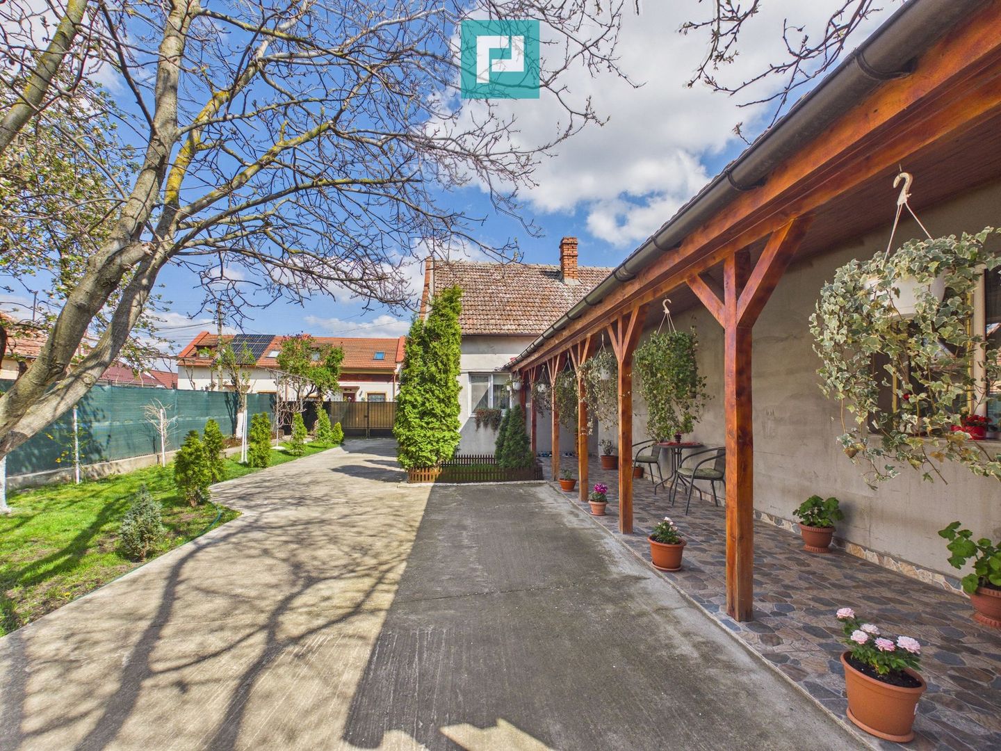 Casă 3 camere, 544 mp teren, Gai, curte + garaj - Poză 6