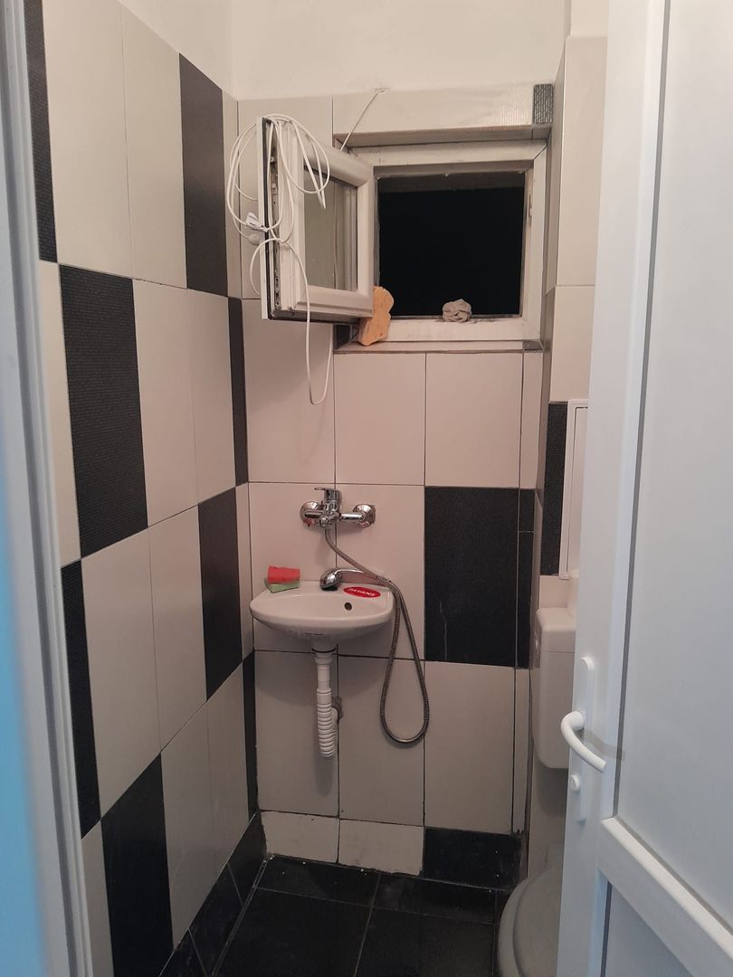 Garsoniera 19 mp str. Postavarul - Poză 16