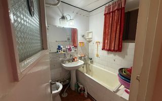 3 decomandate, Valea Rosie - 123 000 Euro - Poză 8