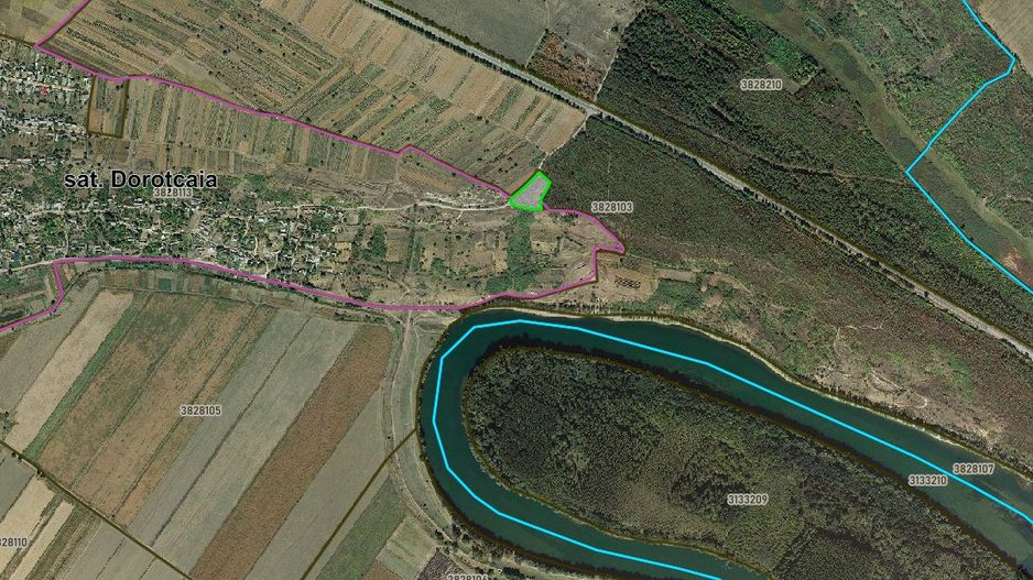 Teren agricol intravilan, 49 ari pe malul Nistrului, Doroțcaia - Poză 4