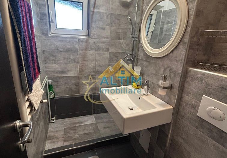 Apartament 4 camere Florilor-Craiter - Poză 7