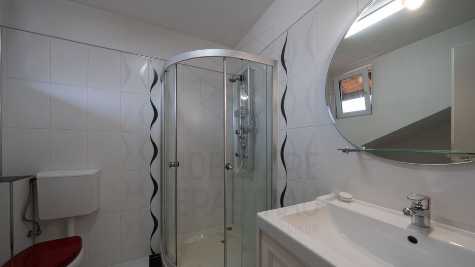 Casa spatioasa 515 mp langa metrou 1Mai - Poză 32