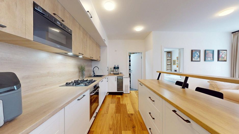 Apartament elegant 2 cam cu istorie, rafinament și facilități premium - Poză 13