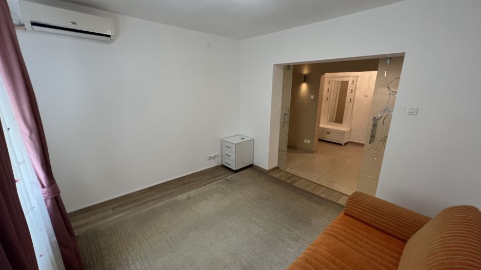 Apartament Lux 4 camere metrou loc parcare - Poză 12