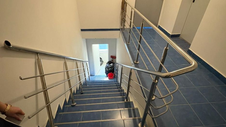 Spațiu de închiriat,ultracentral,Covasna, 152mp, 1000 euro(negociabil) - Poză 7