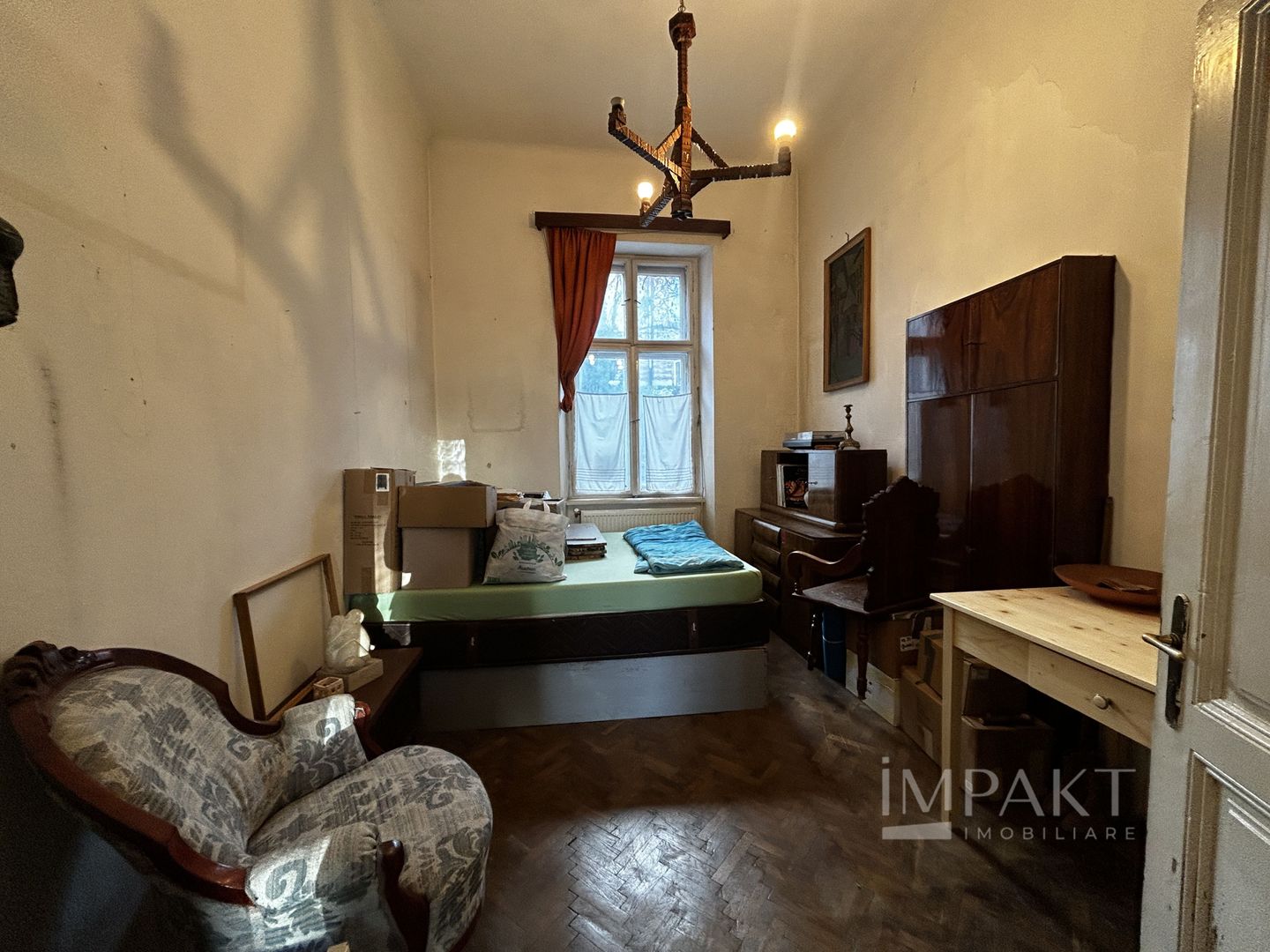 Vanzare apartament ultracentral, parter, imobil istoric - Poză 7