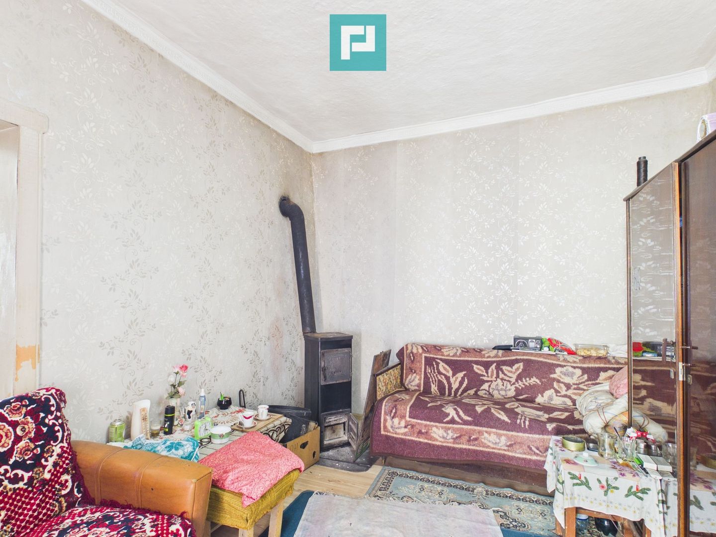 Casă cu 3 camere și 1047 mp în Peregu Mic - Poză 17